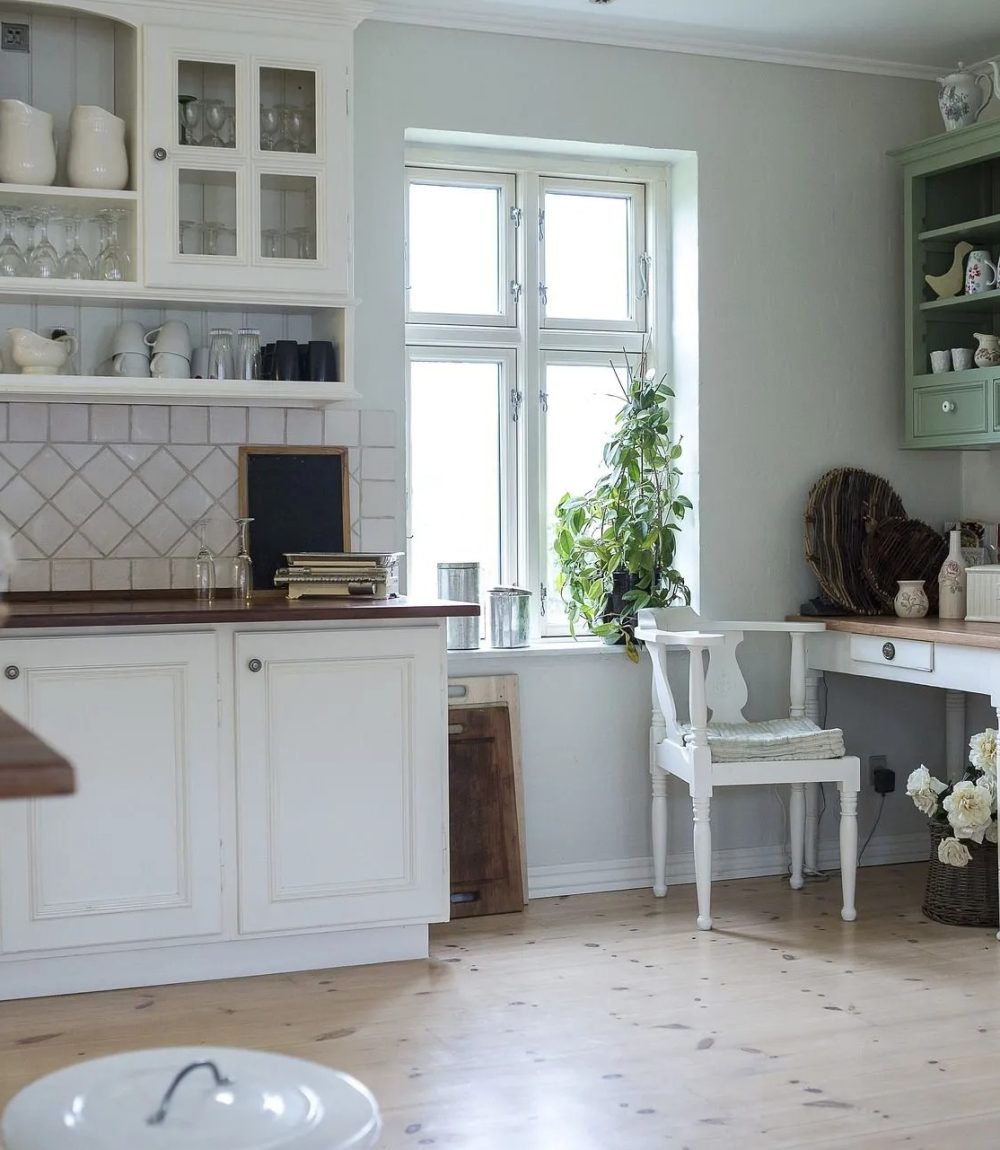 imgi_45_bookcase-g8fe0f688b_1920+(1)-1920w