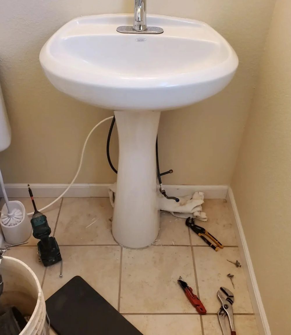 imgi_24_300960247_613951800348668_1515358396052525495_n