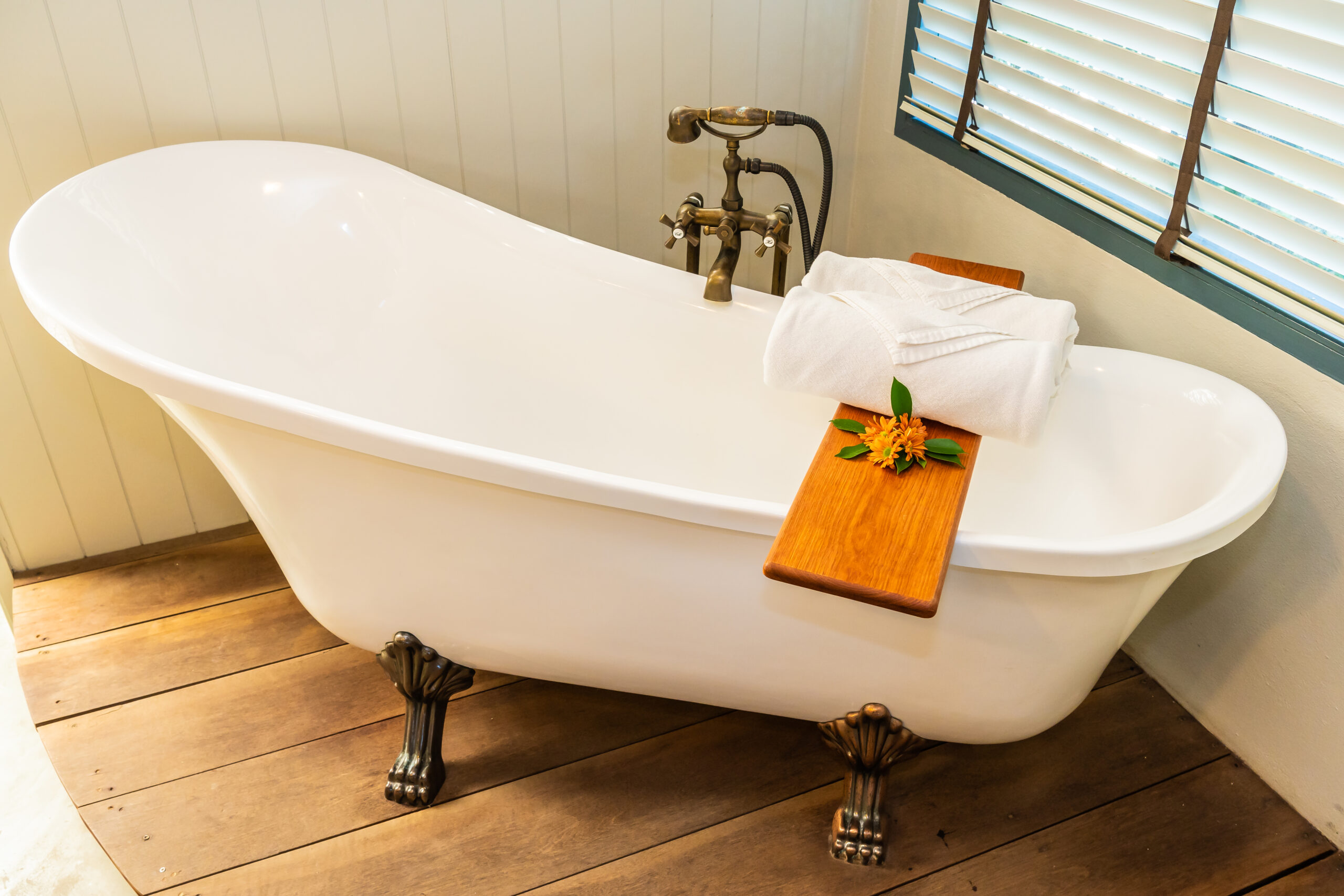 Transform Your Bathroom with a New Tub in Cary, NC