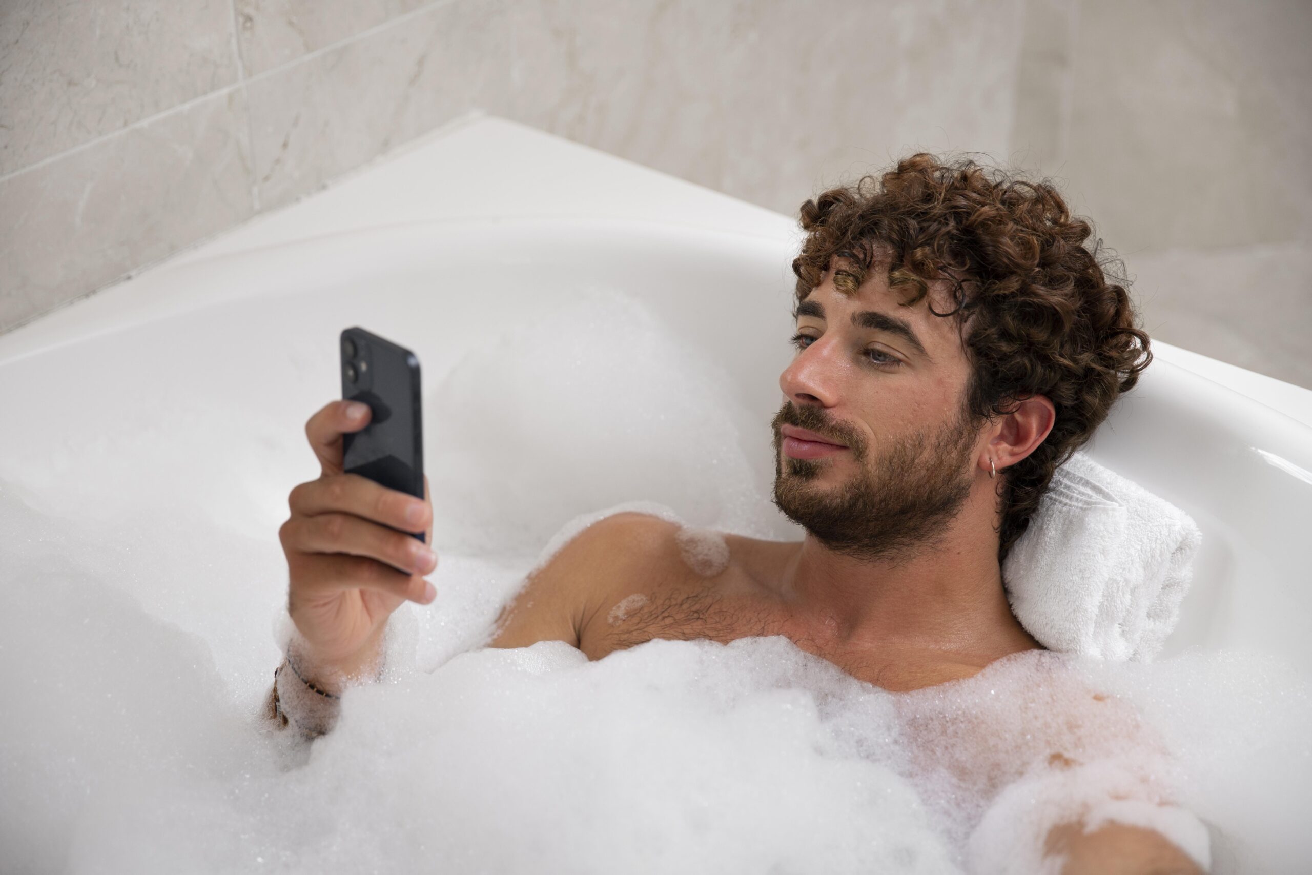Acrylic Bathtub Installation in Holly Springs, NC: Everything You Need to Know