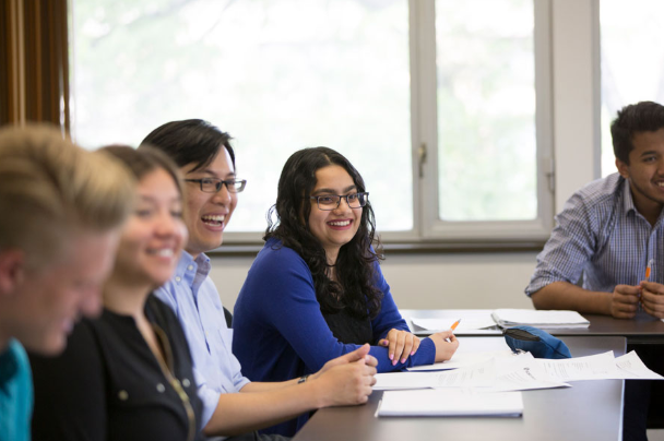 Best Job Selling Strategies to Boost Employment in Orlando