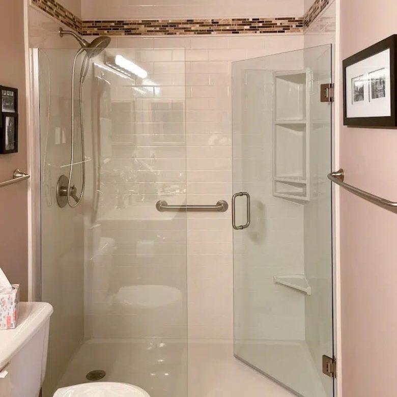 Premium Tub to Shower Remodeling Ideas in Waterford, MI