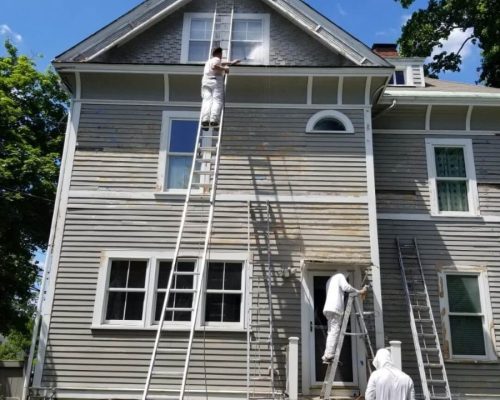 how-to-prep-peeling-exterior-paint-on-modern-homes-000