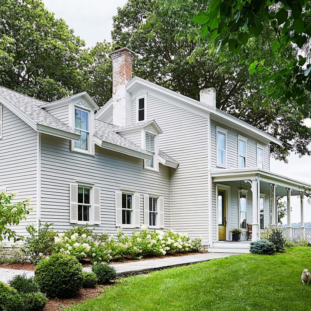 small-garden-ideas-hbx110117carretero10-copy-1653687202