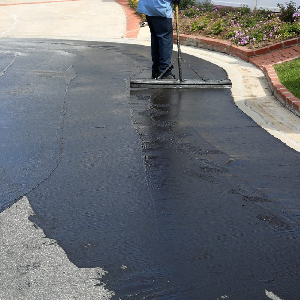 Enhancing Curb Appeal with Sealcoating in Riverside, CA