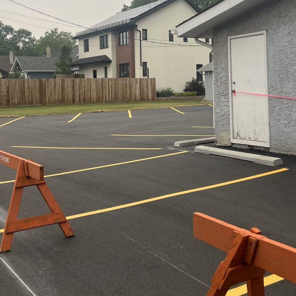 Affordable Parking Lot Maintenance Services In Redlands, CA