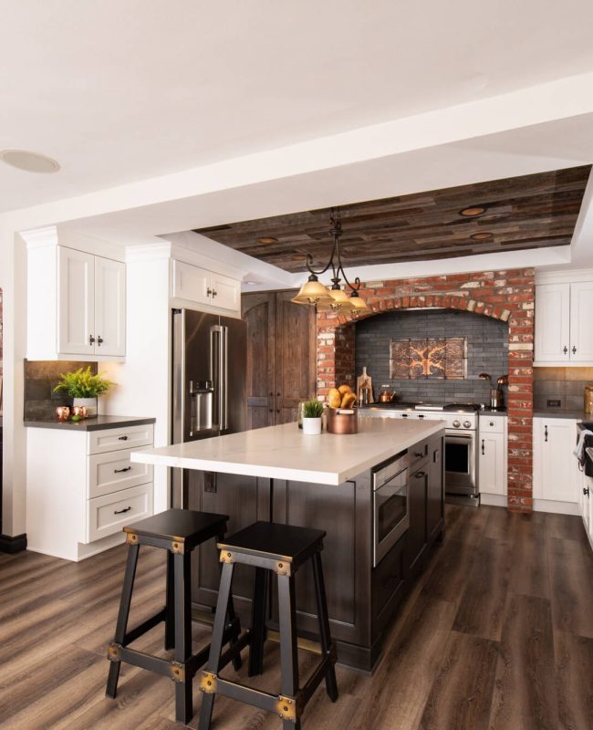 imgi_224_Ceiling-inset-for-dramatic-design-in-kitchen-renovation