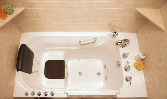 Affordable Walk-In Bathtub Installation in River Park, FL – Safety and Value