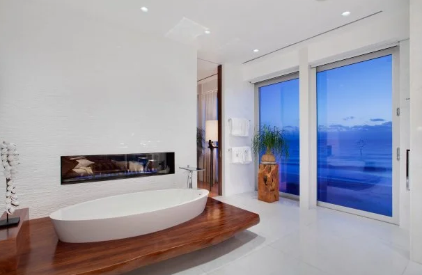 Luxury Walk‑In Bathtub in Vero Beach FL